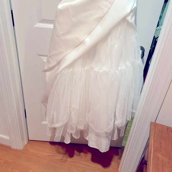 Mac Duggal Ball Gown - Picture 8 of 14